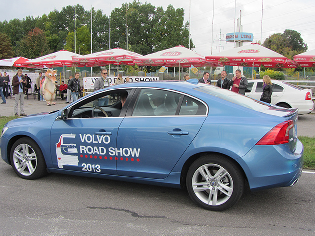 Кожен з гостей шоу зміг стати водієм всього нового модельного ряду Volvo 2014 года